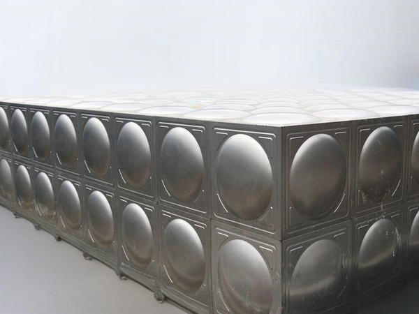 清理完郑州不锈钢生活水箱后如何防止水垢的再次产生?